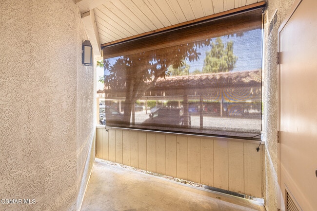 Building Photo - 5744 Oak Bend Ln
