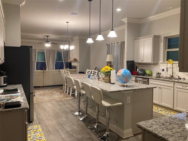 Building Photo - 340 Pilatus Dr