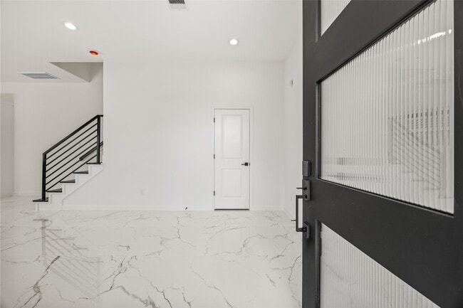 Building Photo - 5110 Westover St