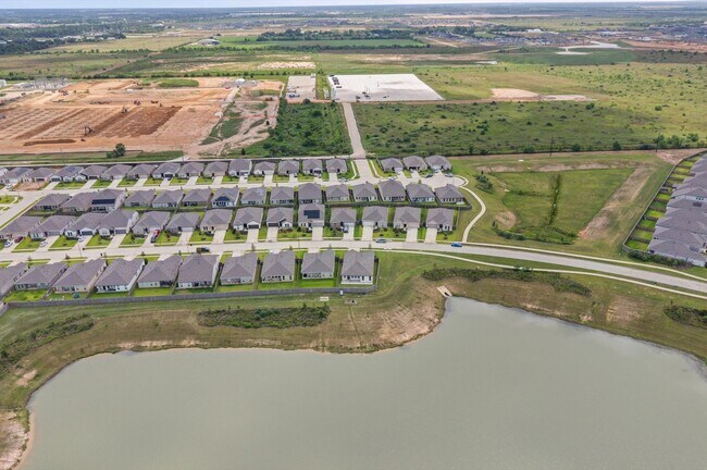 Building Photo - 16503 Mesquite Fld Dr