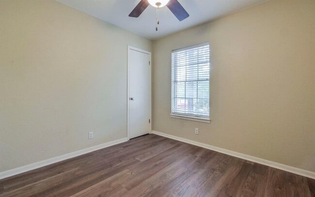 Building Photo - 106 Grand Canyon Dr