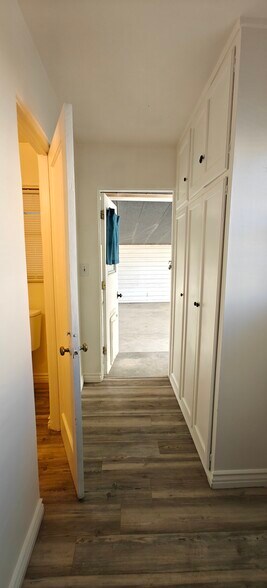 Building Photo - 626 Charlana Dr