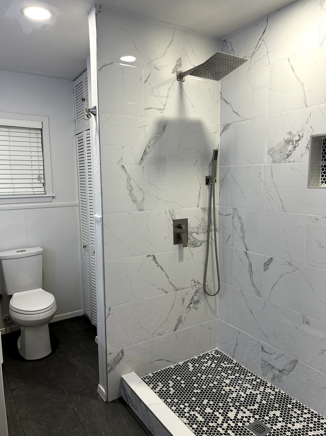 Building Photo - Casita 236