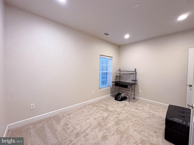 Building Photo - 41523 Cross Canter Dr