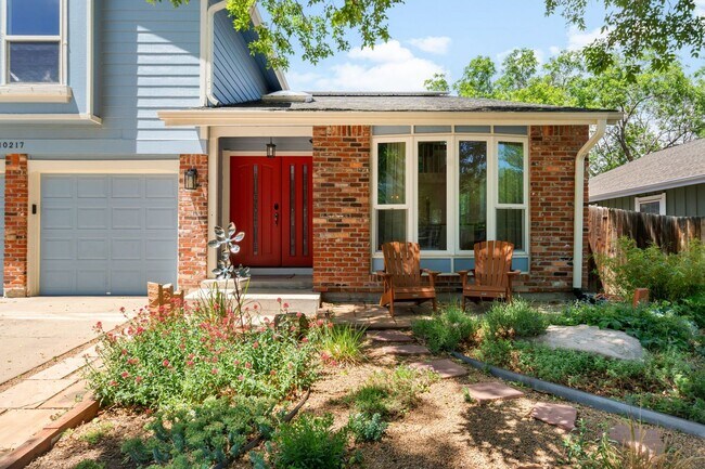 Building Photo - 4BD, 2.5BA Westminster Home with Back Yard