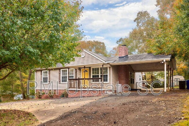 Building Photo - 28 Pine Grove Ln