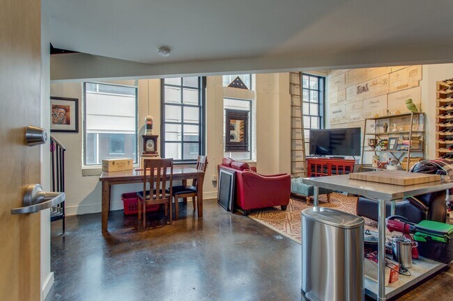 Building Photo - 239 Rep John Lewis Way N