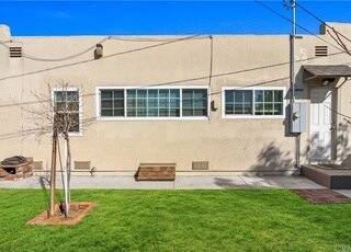 Building Photo - 909 N Olive St