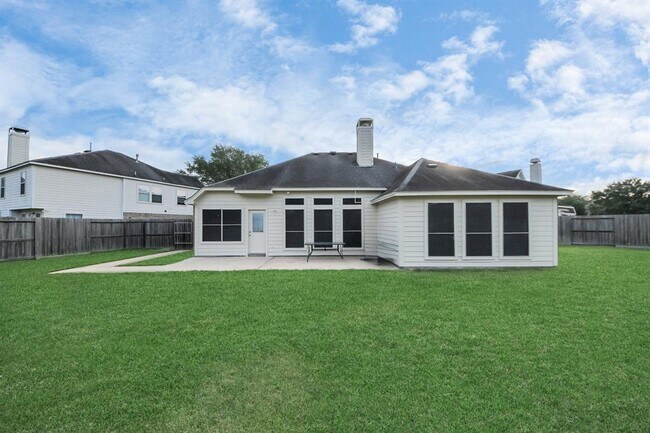 Building Photo - 4807 Taylor Lake Ct