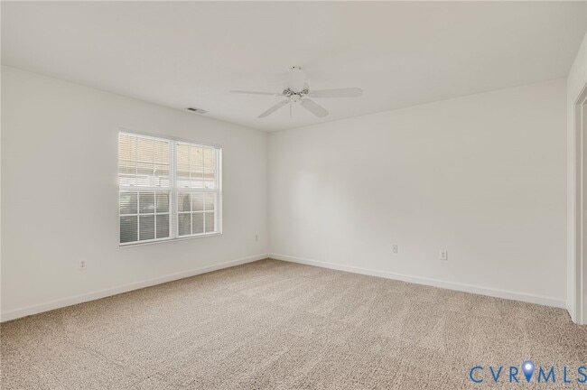 Building Photo - 1542 Patriot Cir