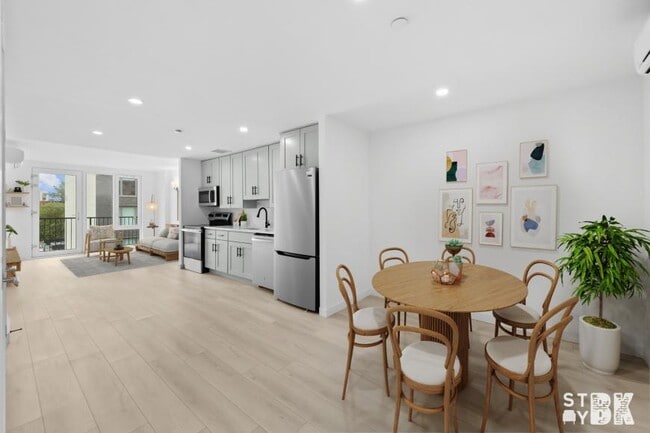 Primary Photo - 2 bedroom in BROOKLYN NY 11226
