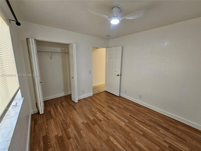 Building Photo - 4279 Greenbriar Ln