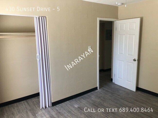 Building Photo - 430 Sunset Dr