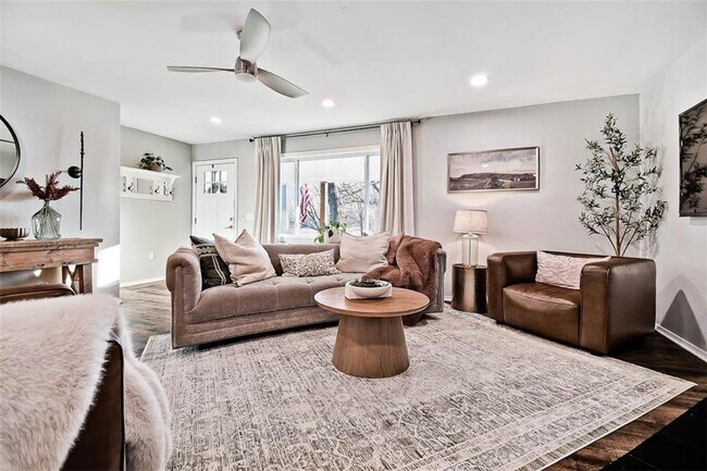 Building Photo - 9940 Kitty Rd