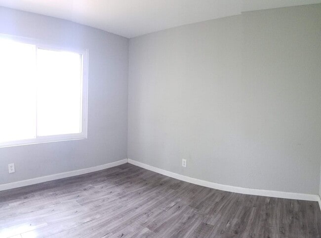 Building Photo - Spacious 3 bd/2ba 2 story Condo In San Marcos