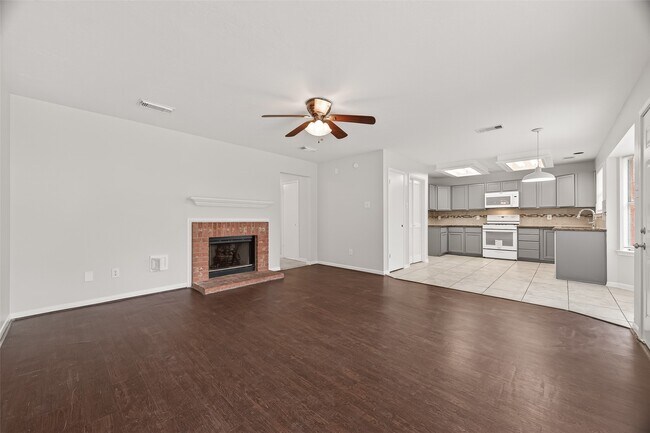 Building Photo - 5439 Baslow Dr