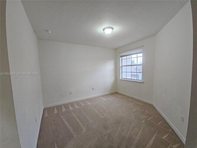 Building Photo - 11551 NW 79th Ln