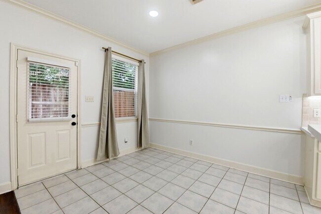 Building Photo - 78 N Camellia Grove Cir