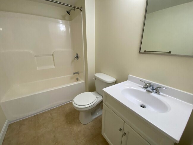 Building Photo - 20 Sentinel Court