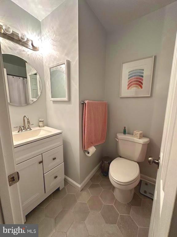 Building Photo - 6035 Crown Royal Cir