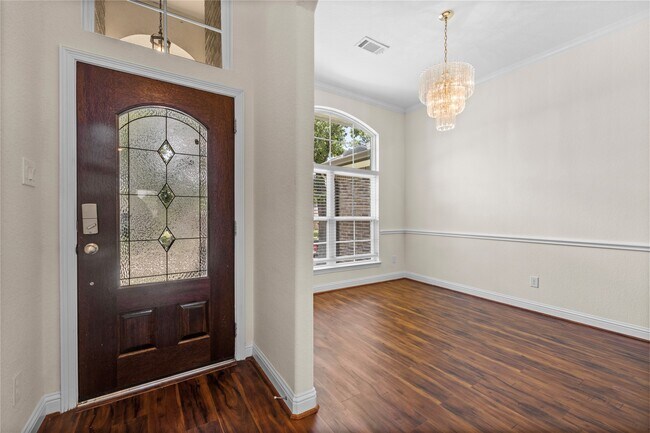 Building Photo - 7214 Deep Forest Dr