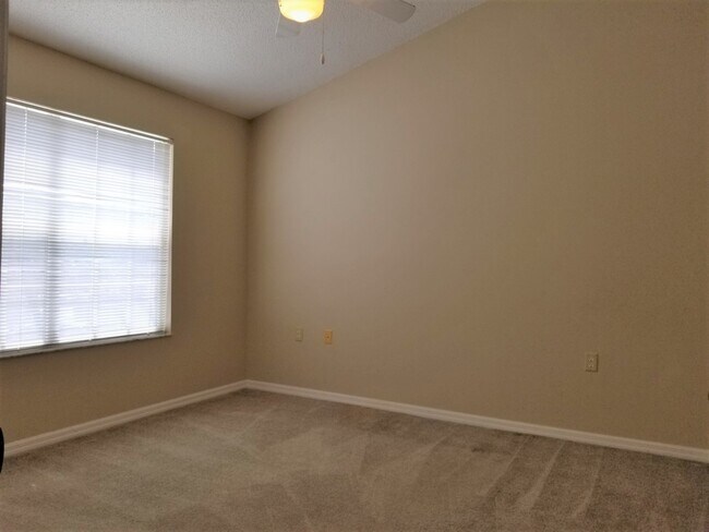 Building Photo - BEAUTIFUL 3BR/2BA IN THE LINKS @ HAILE PLANTATION!