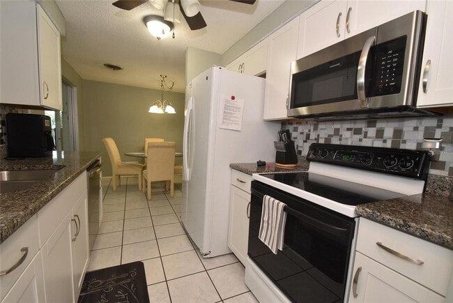 Building Photo - 1365 De Prie Rd