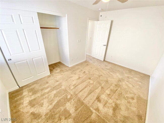 Building Photo - 7320 Laburnum St