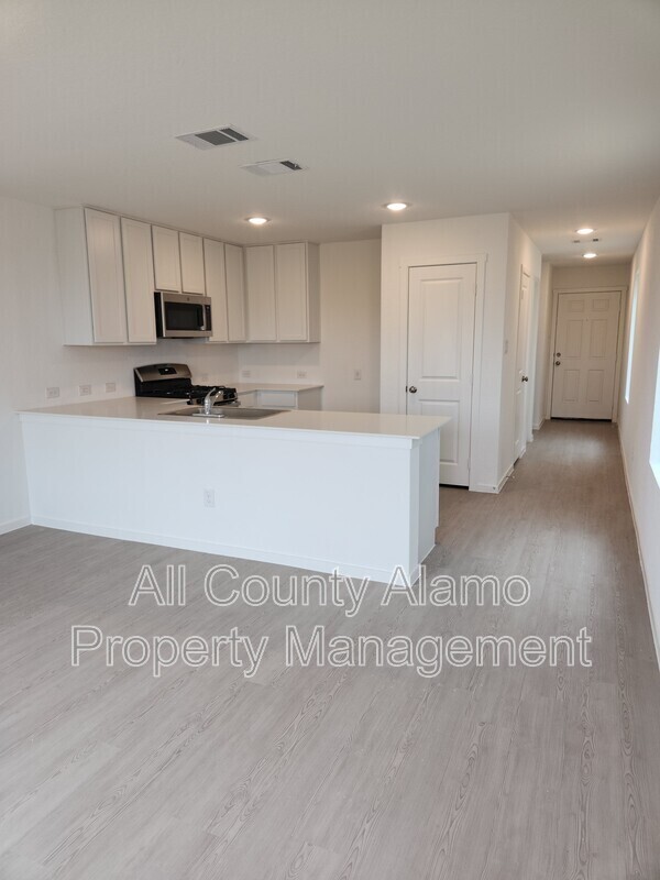 Building Photo - 6616 Dali Bnd