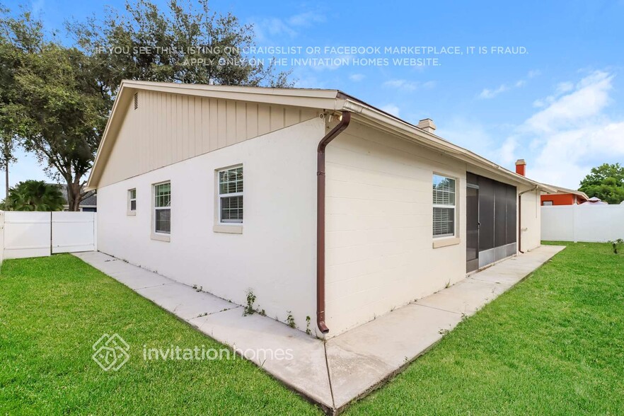 Building Photo - 9511 Drakemill Ct