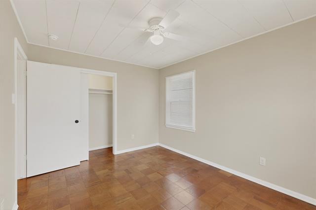 Building Photo - 2506 Hillsboro Ave