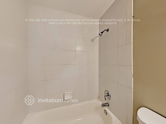 Building Photo - 5968 Ithaca Cir W