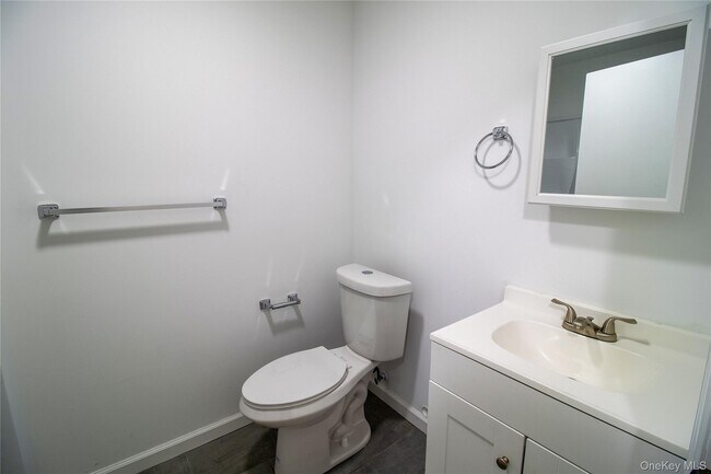 Building Photo - 358 Concord Ln