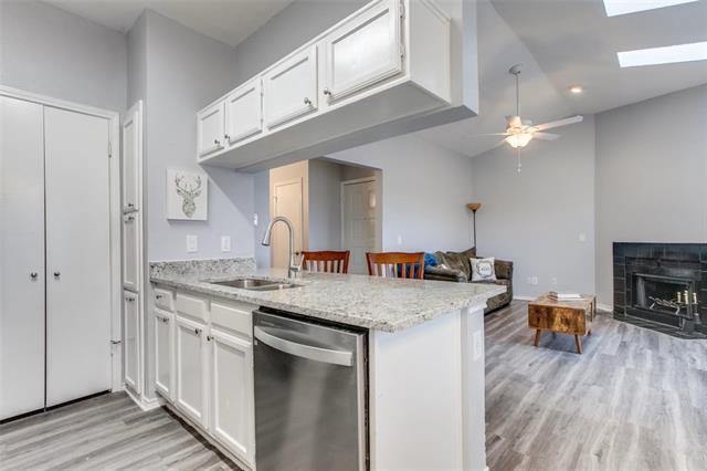 Building Photo - 7340 Skillman St