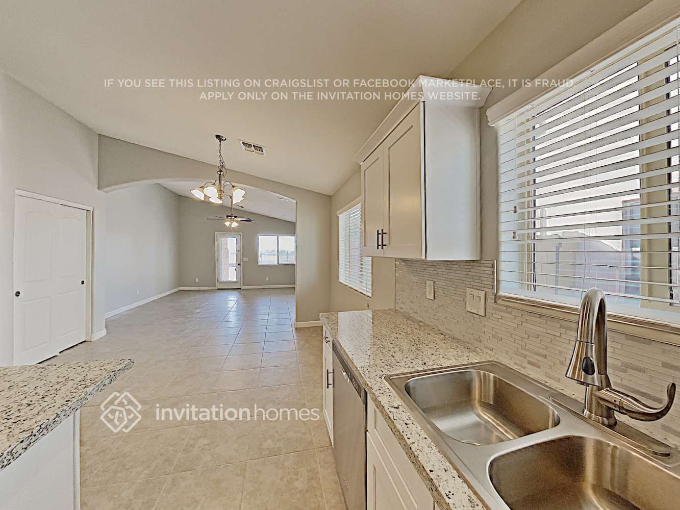 Building Photo - 21707 W Hess Ave