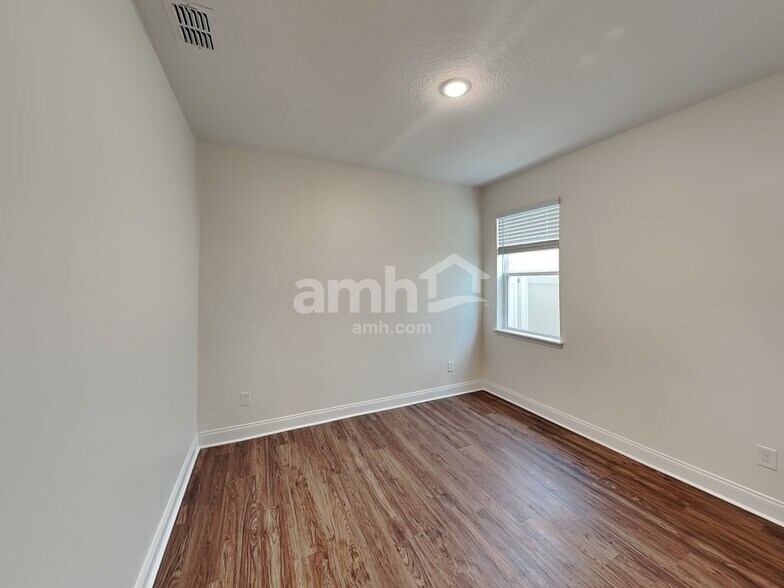 Building Photo - 6062 Little Blf Cir
