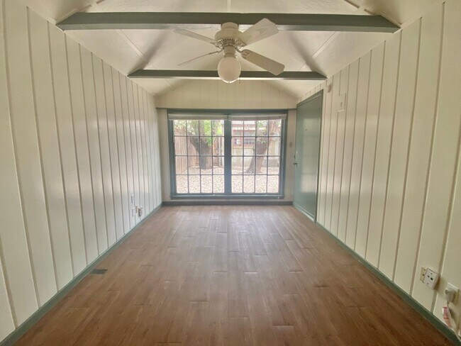 Building Photo - PRE- LEASING NOW for 7/09/2026