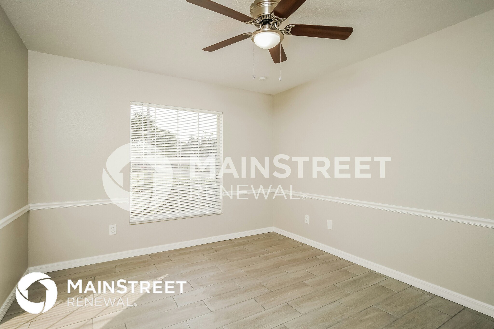 Building Photo - 301 Majestic Gardens Dr