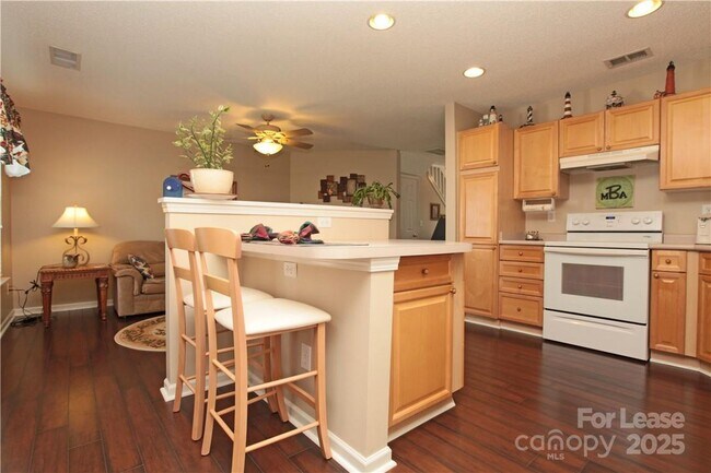 Building Photo - 4552 Panther Pl
