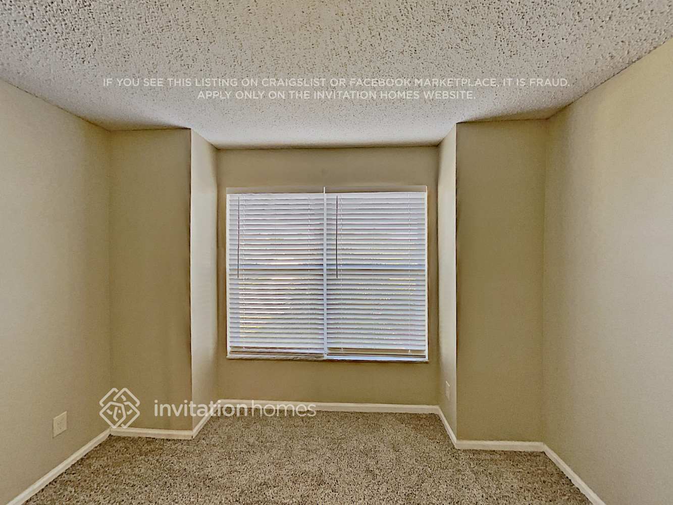 Building Photo - 3907 Kiawa Dr