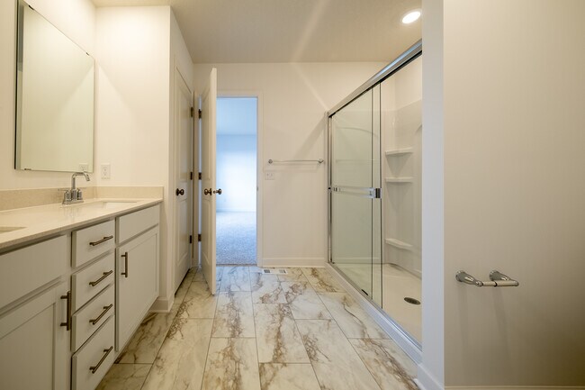 Building Photo - 22660 Isla Wy