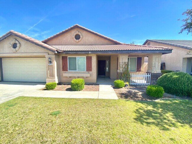 Primary Photo - Beautiful 3 bed 2 bath Home in Rosedale!