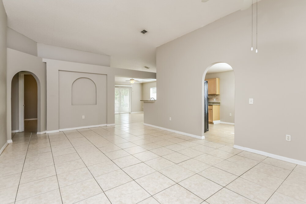 Building Photo - 14552 Lake Price Dr