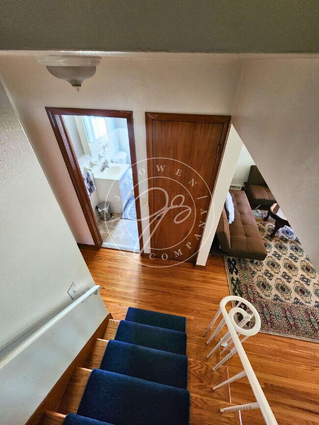 Building Photo - 3 bed 3 bath home for rent near University of Toledo!