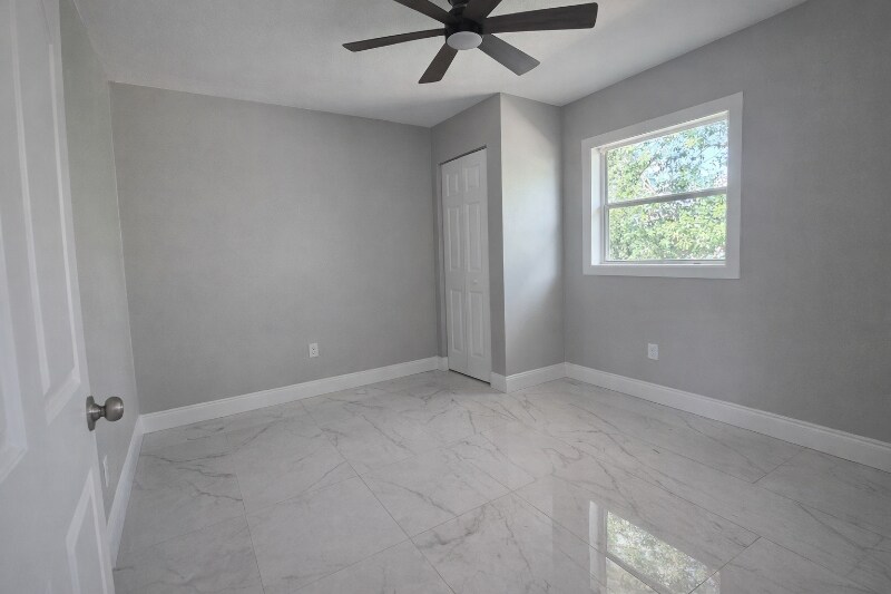 Building Photo - 12 3rd St