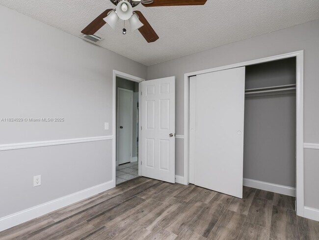 Building Photo - 11461 NW 32nd Pl
