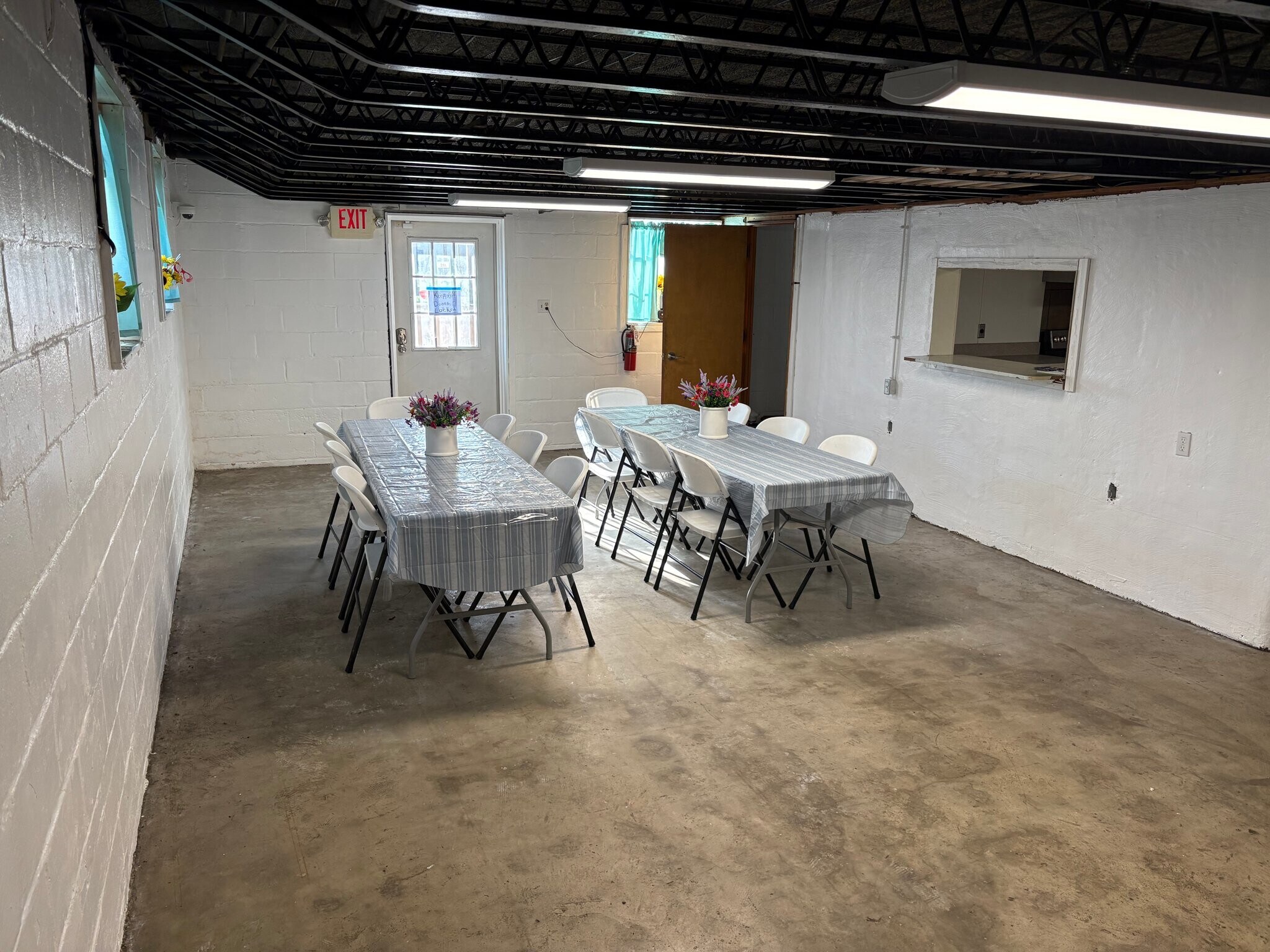 Building Photo - 312 W State St