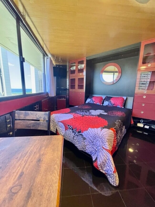 Primary Photo - Fully furnished and move-in ready!