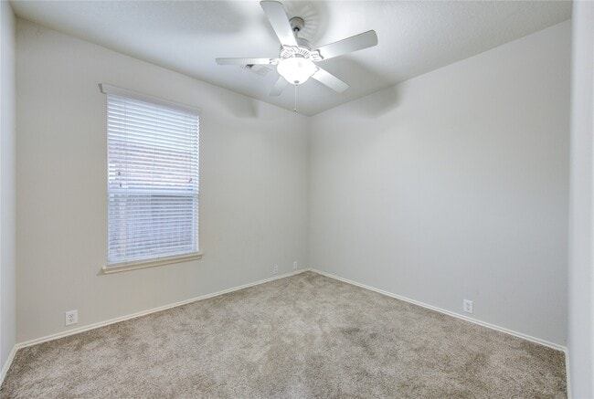 Building Photo - 9503 Herons Grove Ln