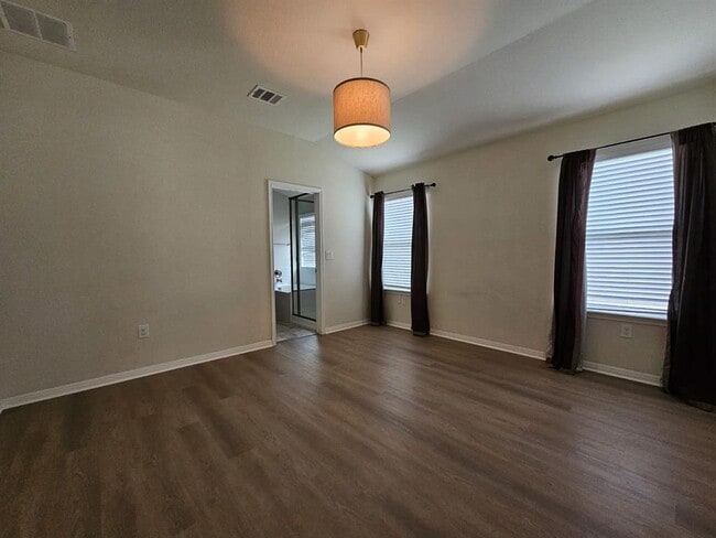 Building Photo - 18205 Bandelier Dr